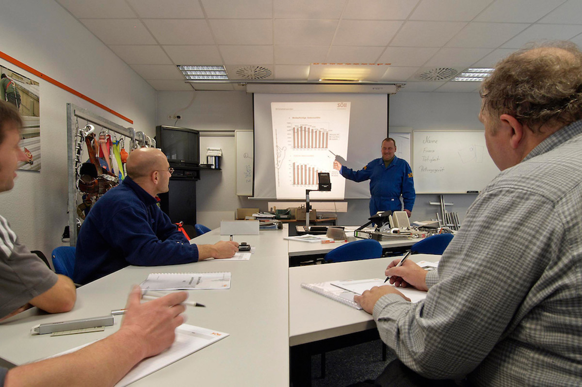 skoleni-prace-ve-vyskach